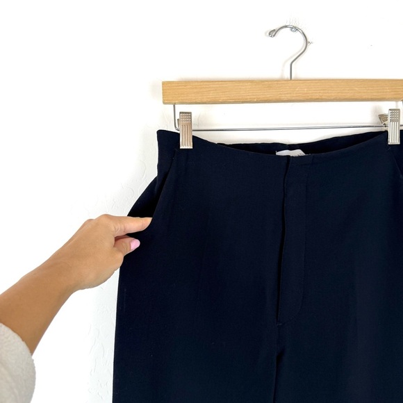 Abercrombie and Fitch Tailored Split Hem Flare Pant in Black - Picture 7 of 12